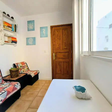 Apartman Casa Dace Renovated - Fast Wi-fi, Near Ocean, Ideal For Long San Nicolás